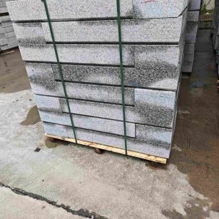 呼伦贝尔芙蓉白路牙石，马路牙子