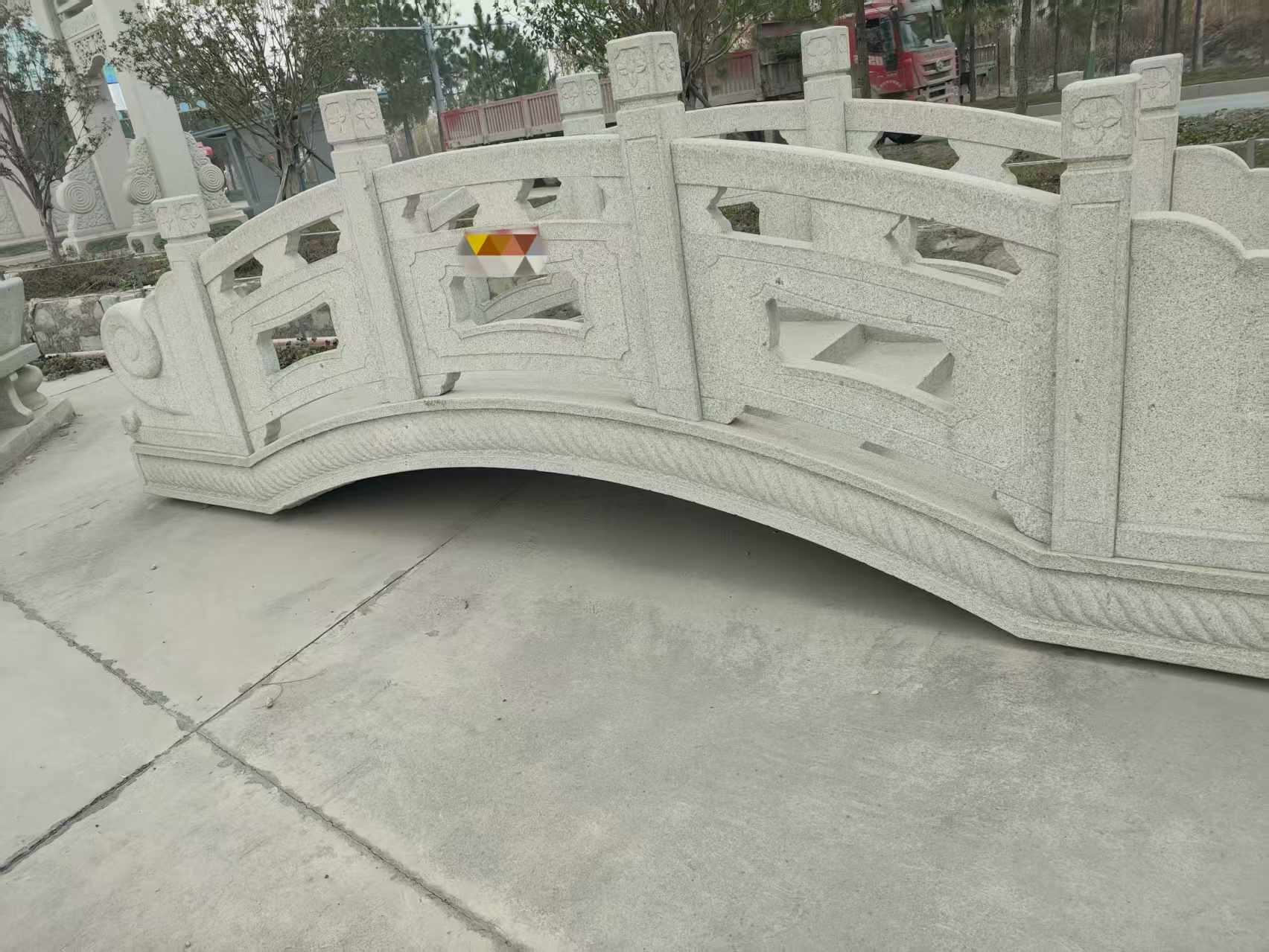 呼伦贝尔芝麻白拱桥，石桥