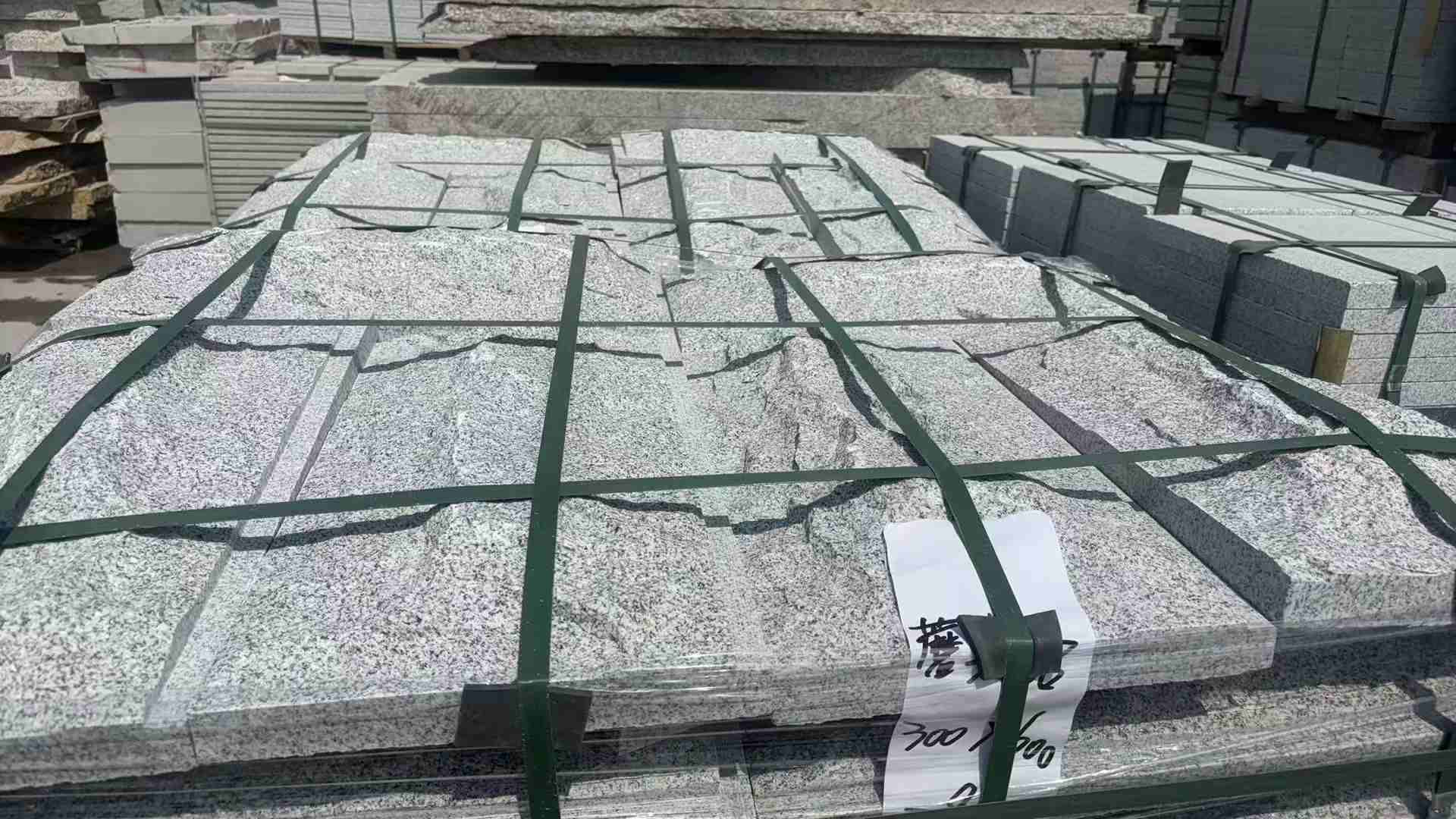 呼伦贝尔蘑菇石 自然面